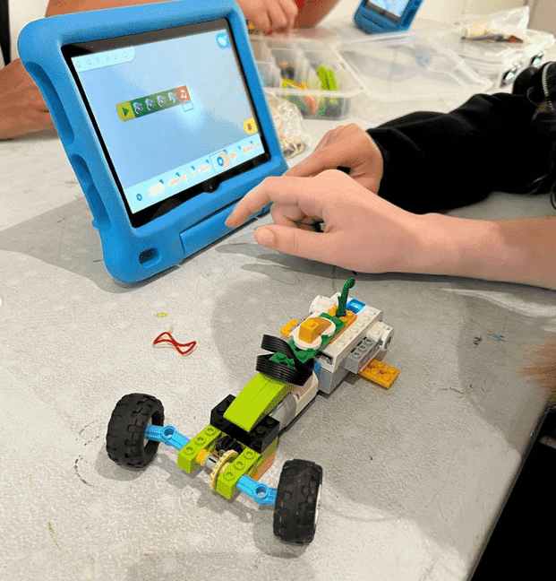 List the Fun STEM Activities Kids Love at Summer Camp in Miami