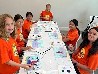 Group-Acrylic-Painting-Session